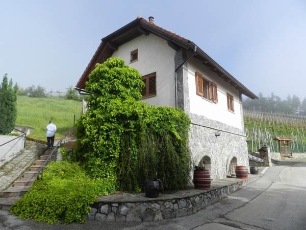 Klapa z Visa pustila sledi